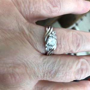 Kay Jewlers 925 silver &Crystal Ring